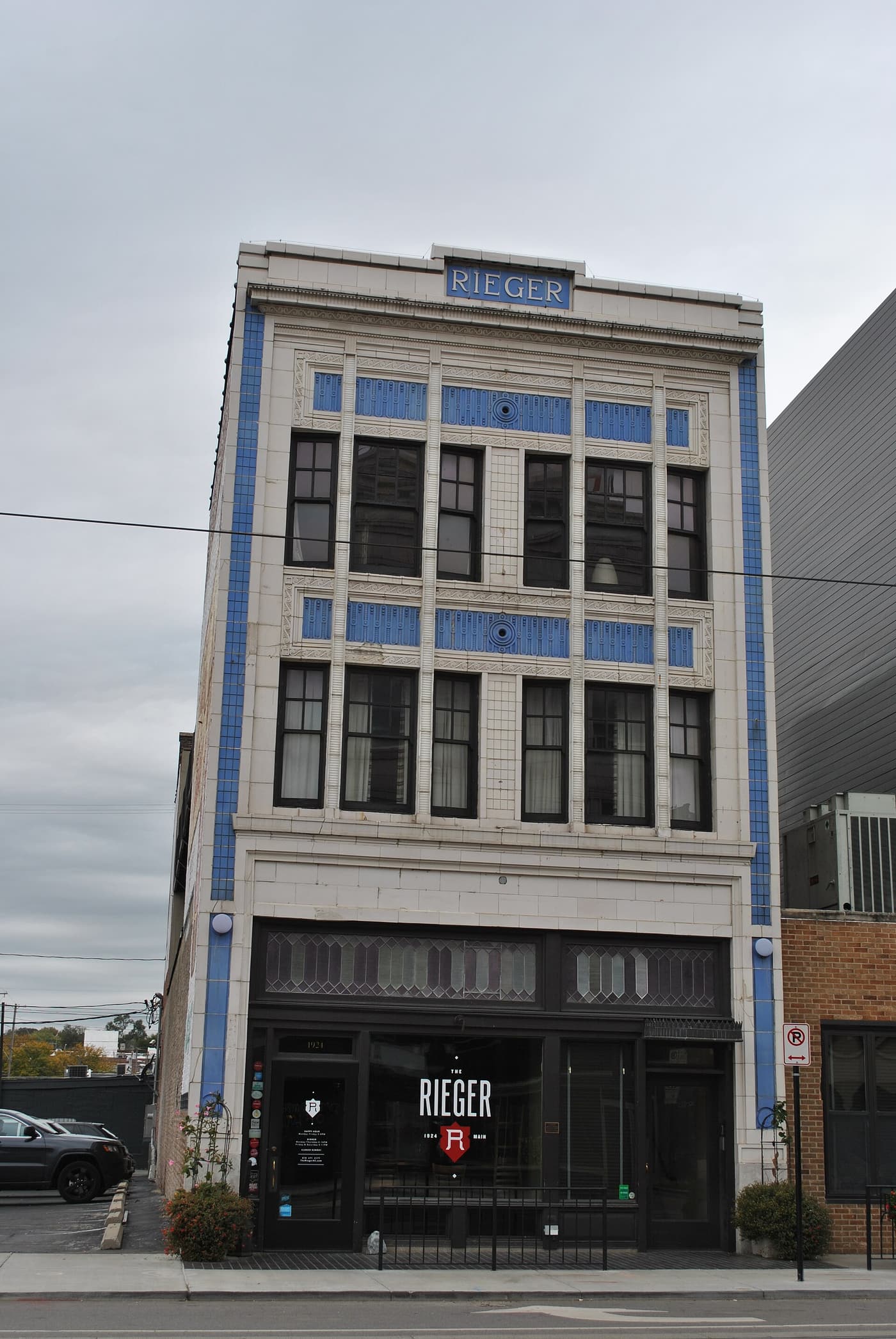 The Rieger Hotel Grill & Exchange