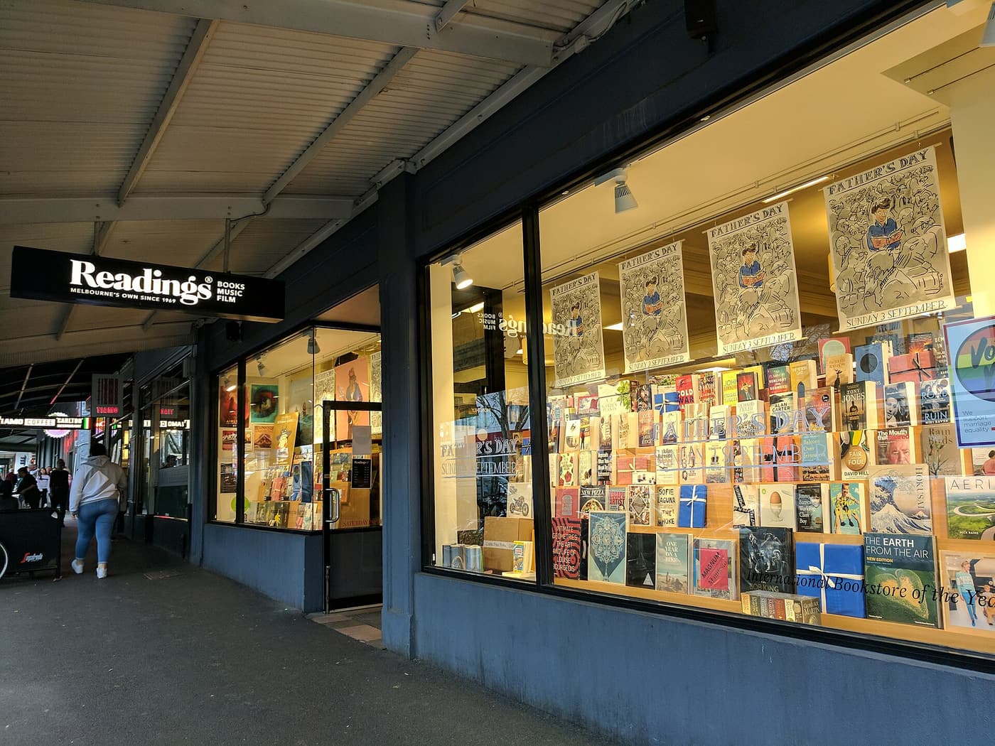 Readings Carlton