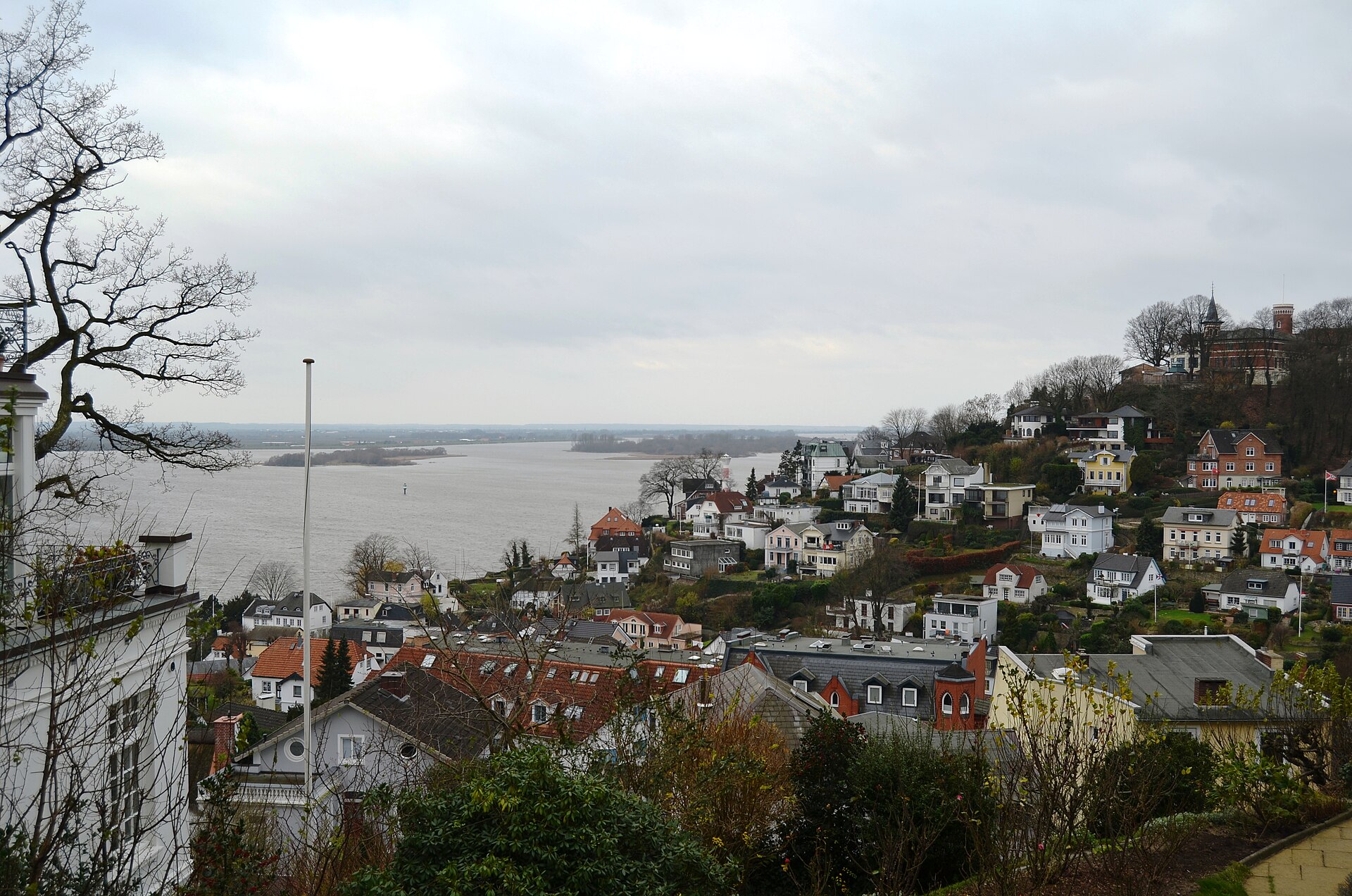 Blankenese — a village by the Elbe