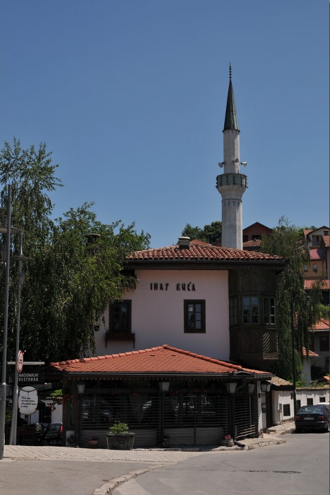 Inat Kuća